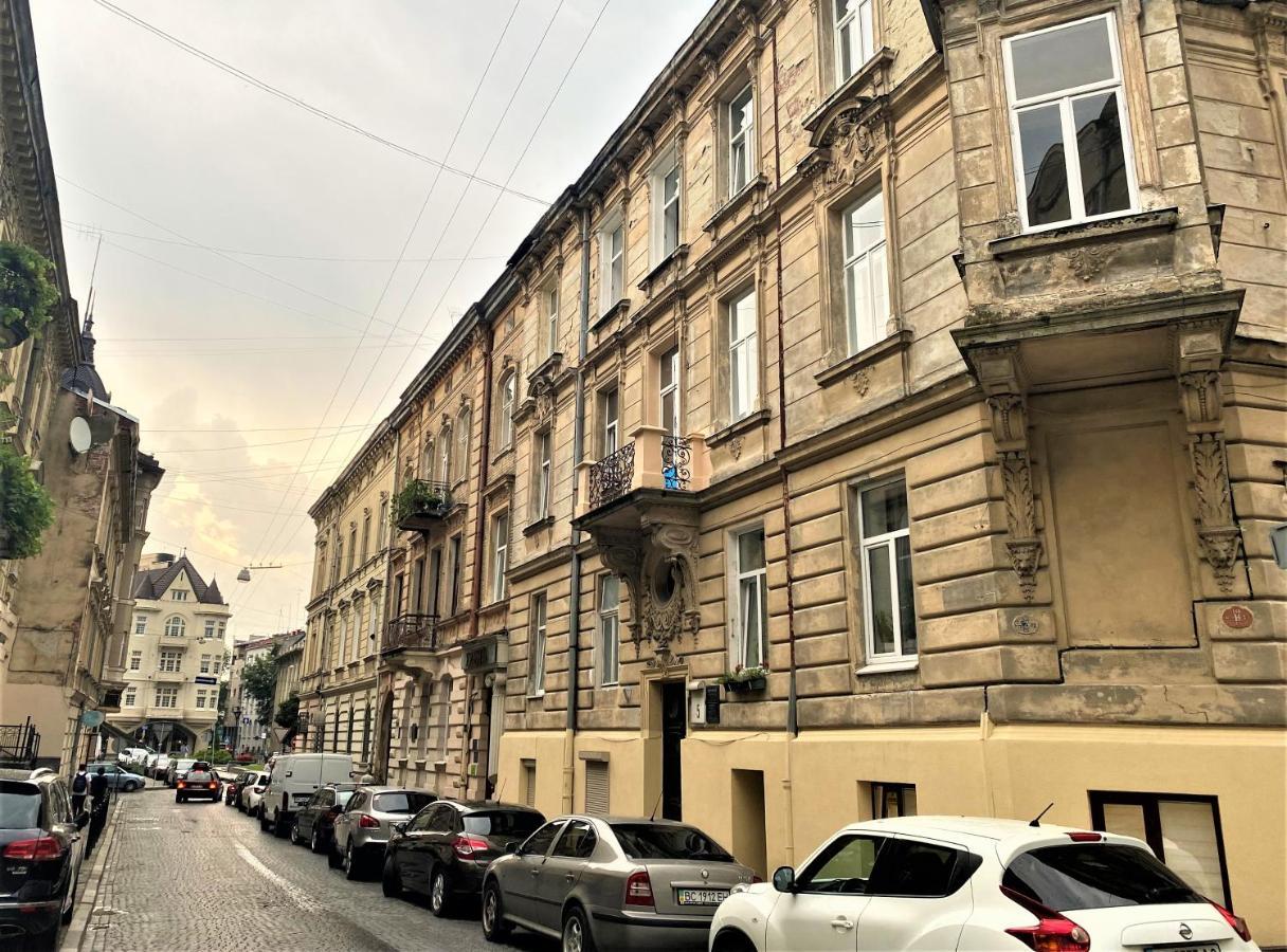 Iris Apartment On Popovich Λβιβ Εξωτερικό φωτογραφία